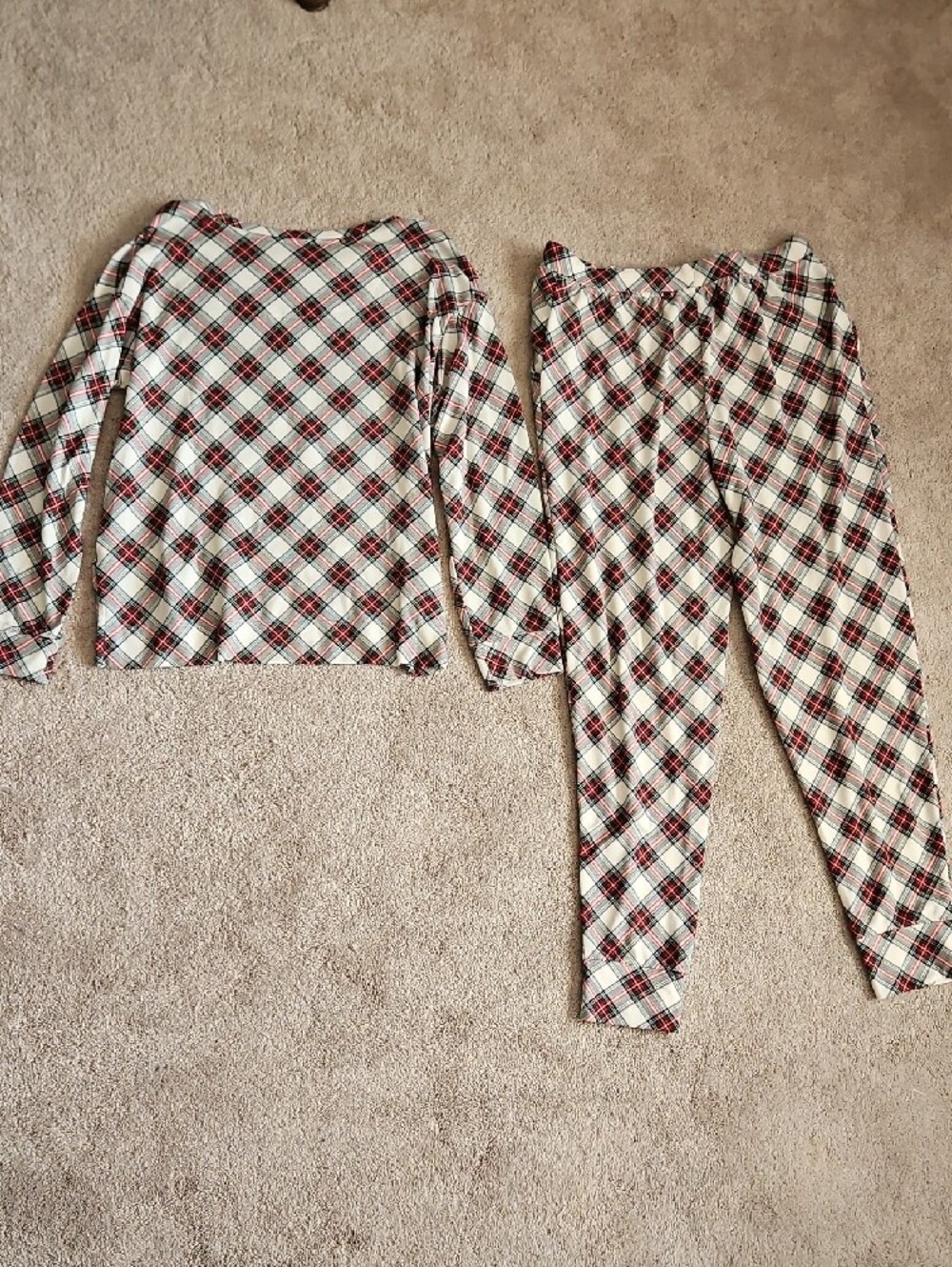 Ralph Lauren and Croft and Barrow Womens Pajama Sets - Picture 14 of 16